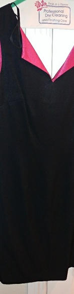 Dress - Picture 3 of 3